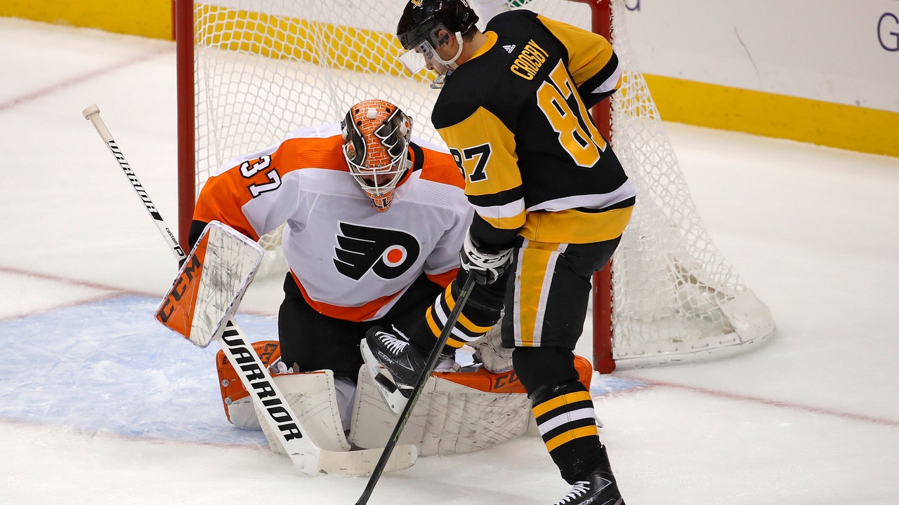 Crosby has 3 points, Penguins drill Flyers 7-1